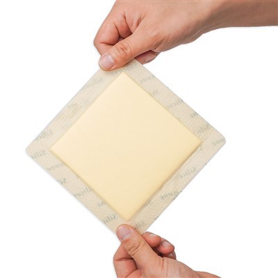 การแต่งกายด้วยโฟมซิลิโคนกับเส้นขอบ